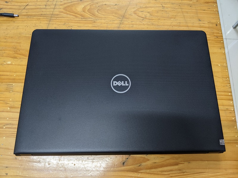 Laptop Dell cũ 3568